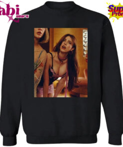 Margaret Qualley Beautiful Sexy In House Tour Music Video Of Sabrina Carpenter Shirt 3.jpg