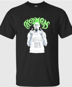 Dennis Rodman Chicago Bulls NBA basketball legend middle finger T-Shirt