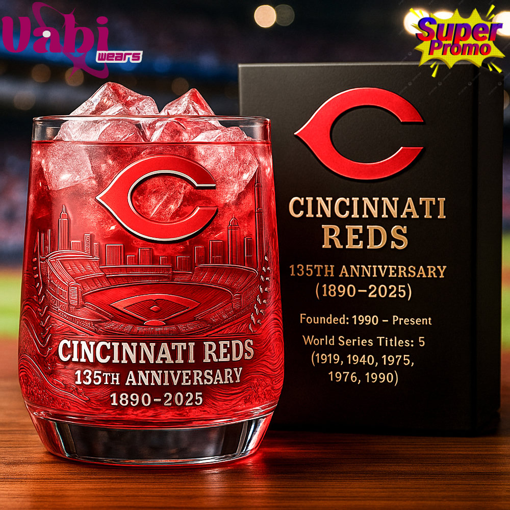 Cincinnati Reds 135th Anniversary Whiskey Glass Cincinnati Reds 135th Anniversary Whiskey Glass