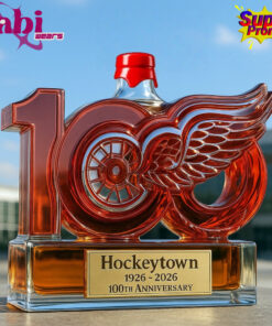 Detroit Red Wings "Hockeytown" 100th Anniversary Whiskey Bottle 4 Detroit Red Wings Hockeytown 100th Anniversary Whiskey Bottle 5.jpg