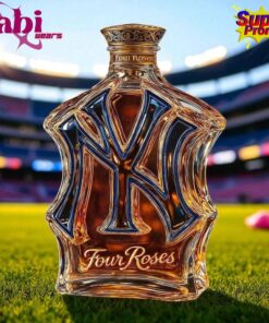 New York Yankees Classic Baseball Legacy Limited Edition Whiskey Bottle 4 New York Yankees Classic Baseball Legacy Limited Edition Whiskey Bottle 5