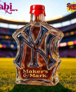 New York Yankees Classic Baseball Legacy Limited Edition Whiskey Bottle 5 New York Yankees Classic Baseball Legacy Limited Edition Whiskey Bottle 6